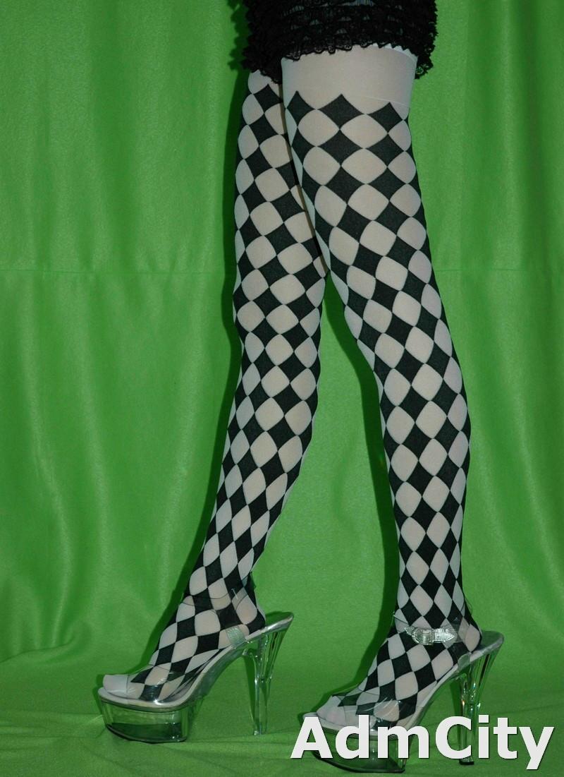 Admcity opaque diamond checker tights pantyhose black/white one size 